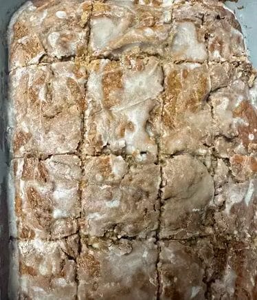 Cinnabon Cinnamon Roll Cake